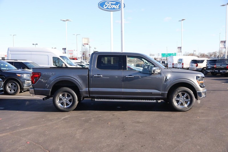 Ford F-150 Vehicle Full-screen Gallery Image 5