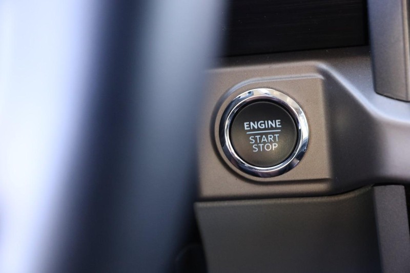 Ford F-150 Vehicle Full-screen Gallery Image 14