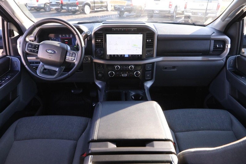 Ford F-150 Vehicle Full-screen Gallery Image 20