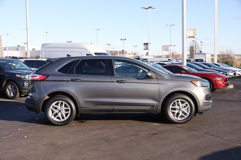 Ford Edge Vehicle Image 05