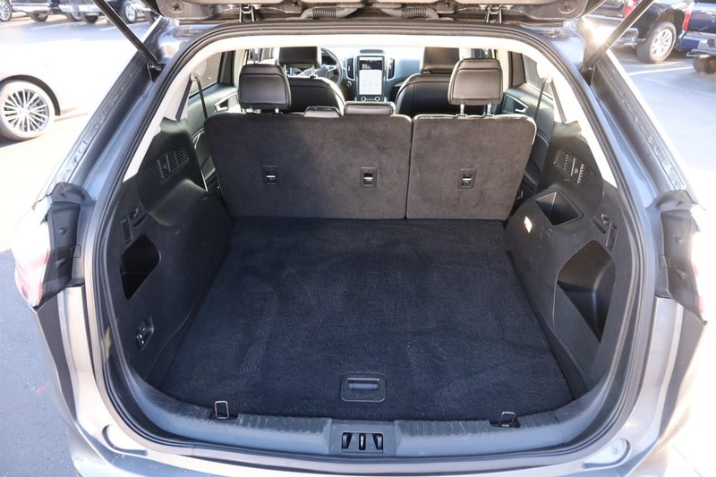 Ford Edge Vehicle Image 07