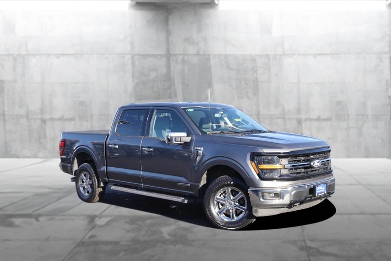 Ford F-150 Vehicle Full-screen Gallery Image 2