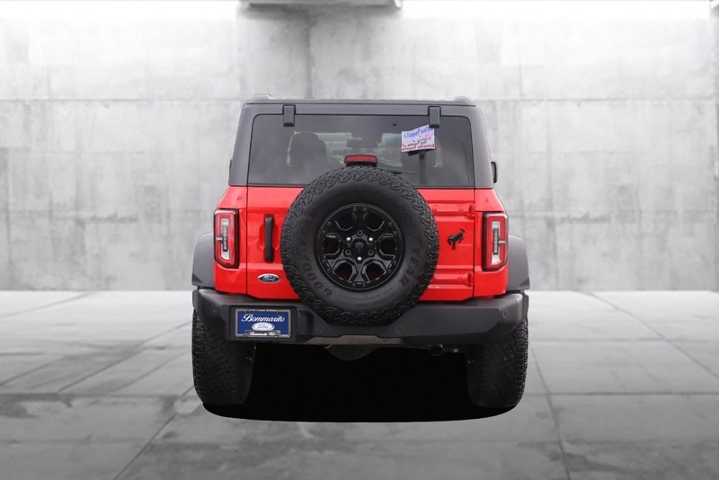 Ford Bronco Vehicle Image 06