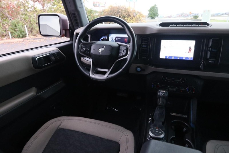 Ford Bronco Vehicle Image 22