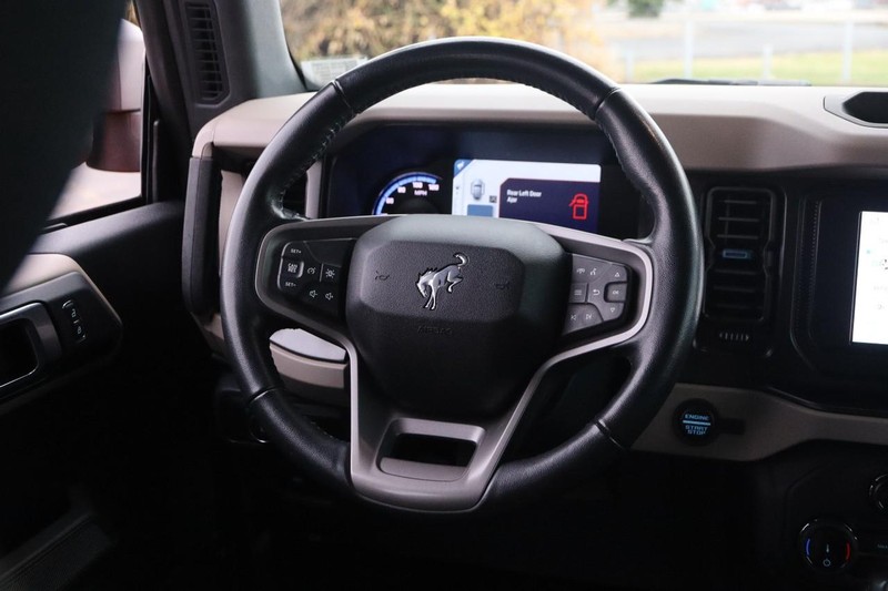 Ford Bronco Vehicle Image 23