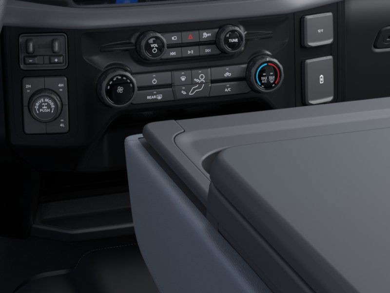 Ford F-150 Vehicle Full-screen Gallery Image 15