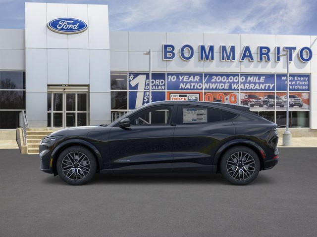 Ford Mustang Mach-E Vehicle Image 03