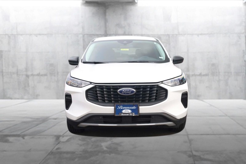 Ford Escape Vehicle Image 04