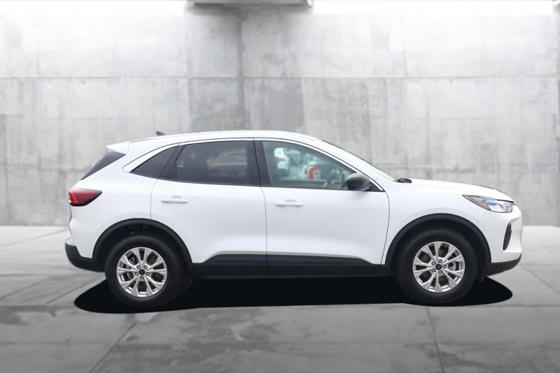 Ford Escape Vehicle Image 05