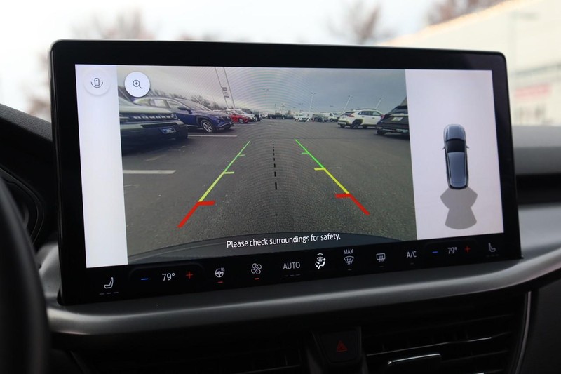 Ford Escape Vehicle Image 13