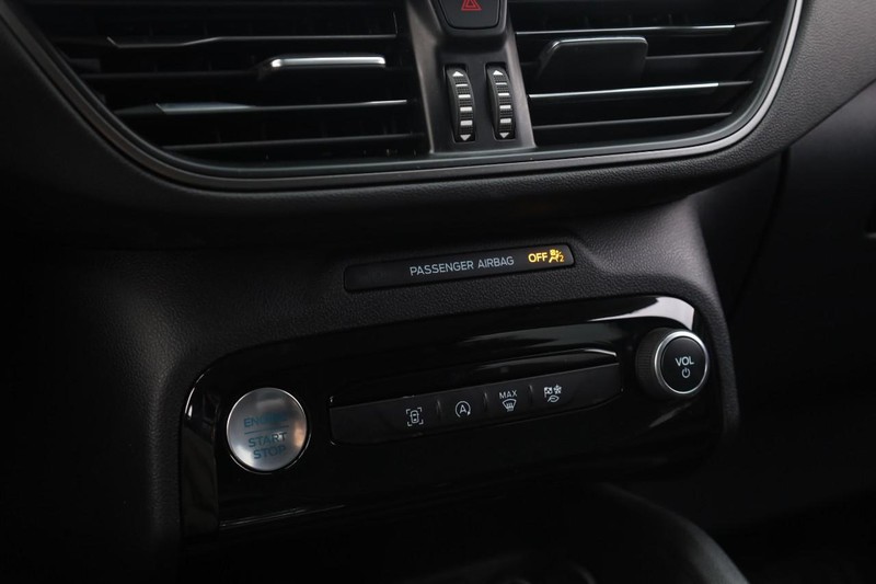 Ford Escape Vehicle Image 14