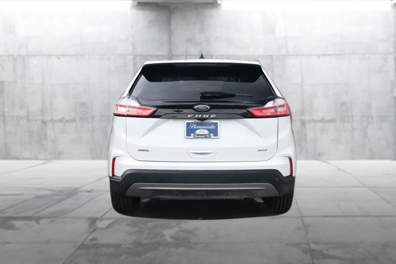 Ford Edge Vehicle Image 06