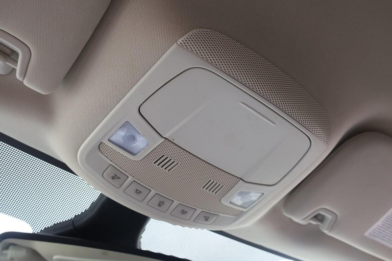 Ford Edge Vehicle Image 15