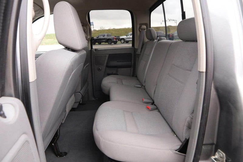 Dodge Ram 1500 Vehicle Image 10