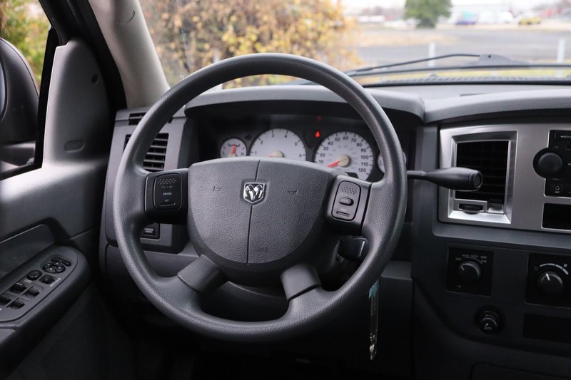 Dodge Ram 1500 Vehicle Image 20