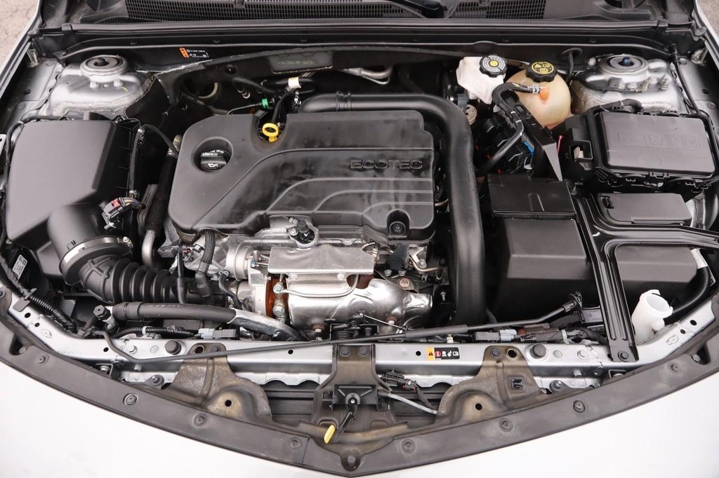 Chevrolet Malibu Vehicle Full-screen Gallery Image 25