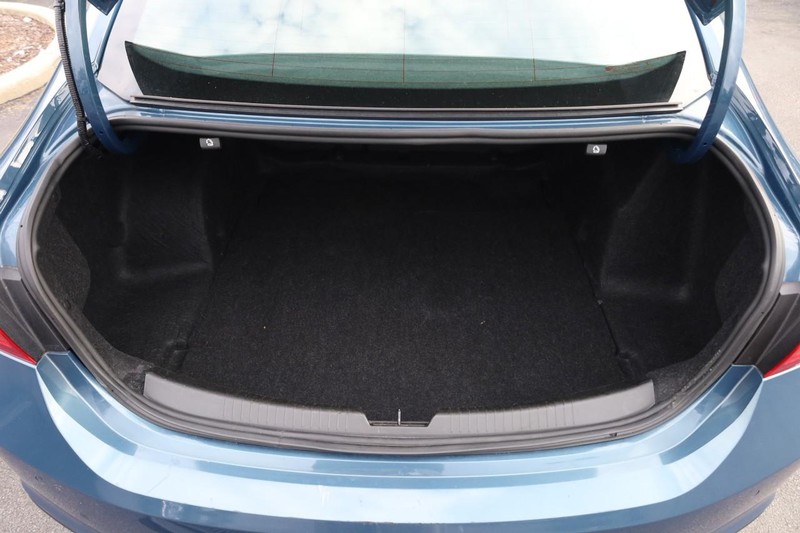 Chevrolet Malibu Vehicle Image 07