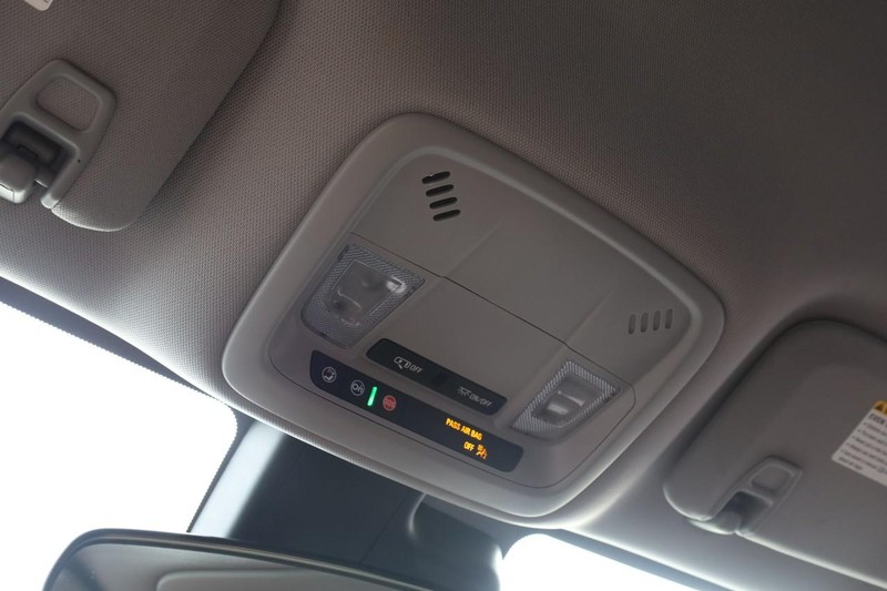 Chevrolet Malibu Vehicle Image 16