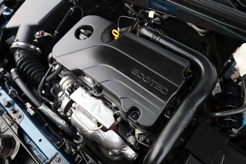 Chevrolet Malibu Vehicle Image 23