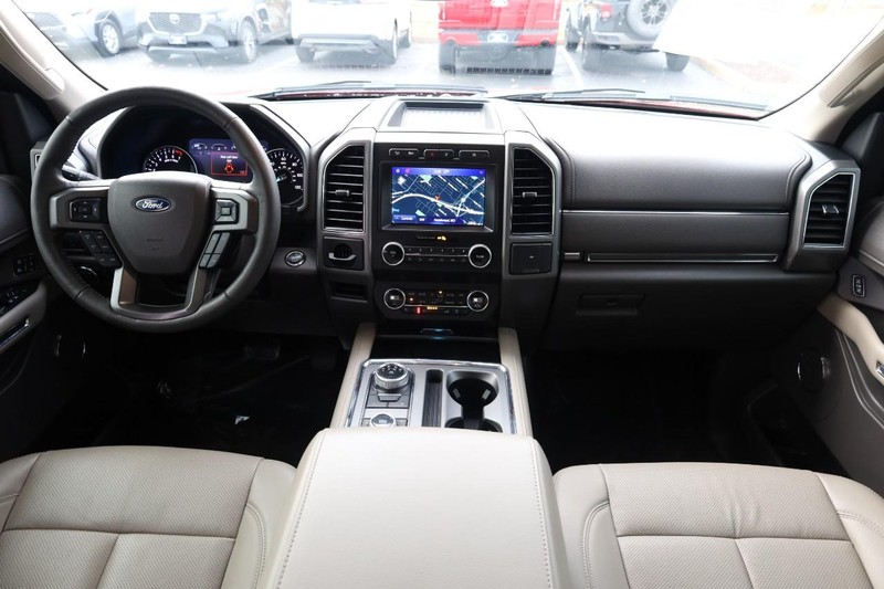 Ford Expedition Vehicle Image 27