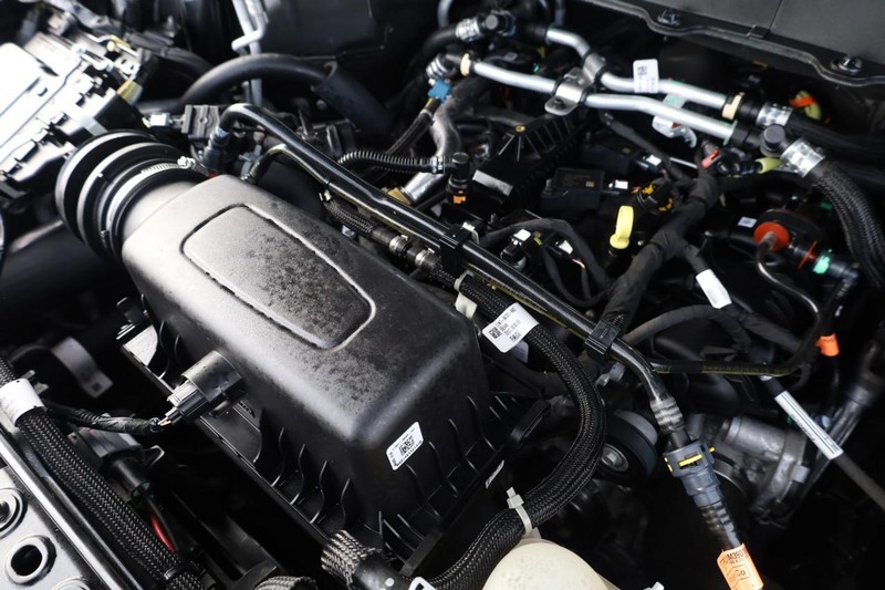 Ford Explorer Vehicle Image 29