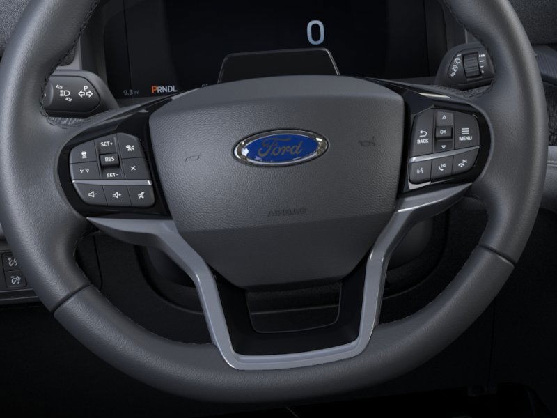 Ford Explorer Vehicle Image 12