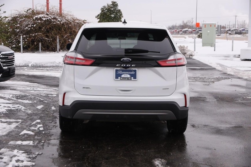 Ford Edge Vehicle Image 06