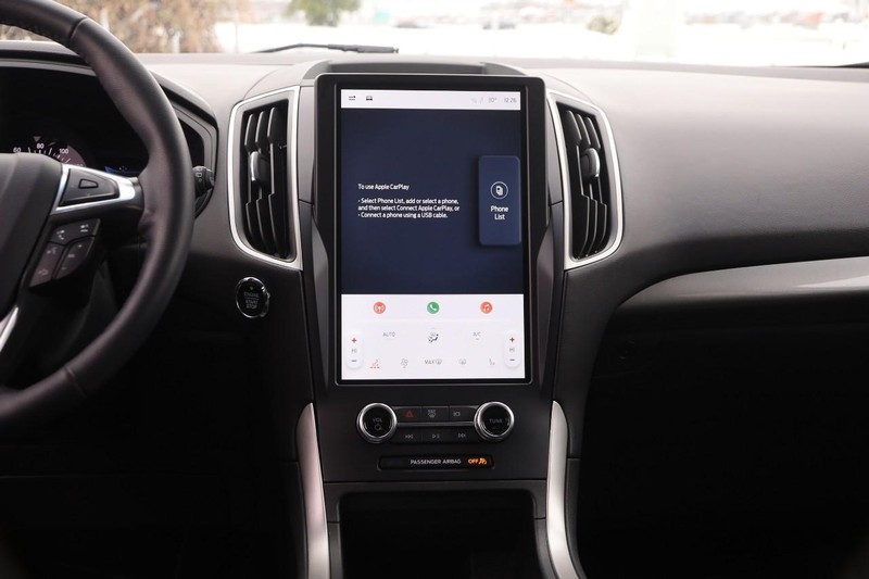 Ford Edge Vehicle Image 22