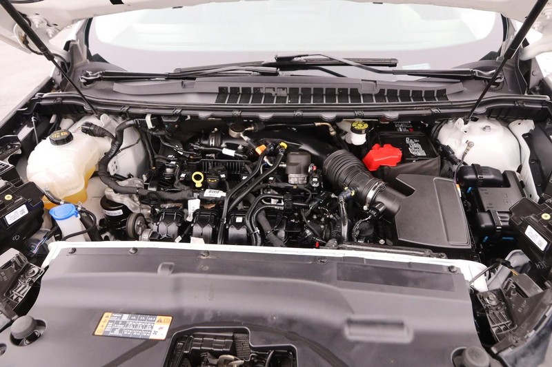 Ford Edge Vehicle Image 25