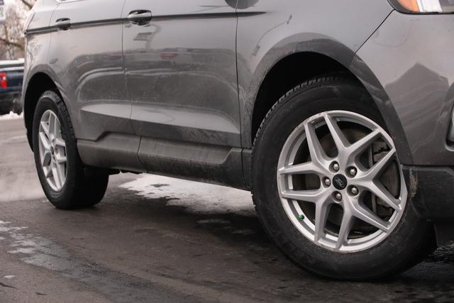 Ford Edge Vehicle Image 03