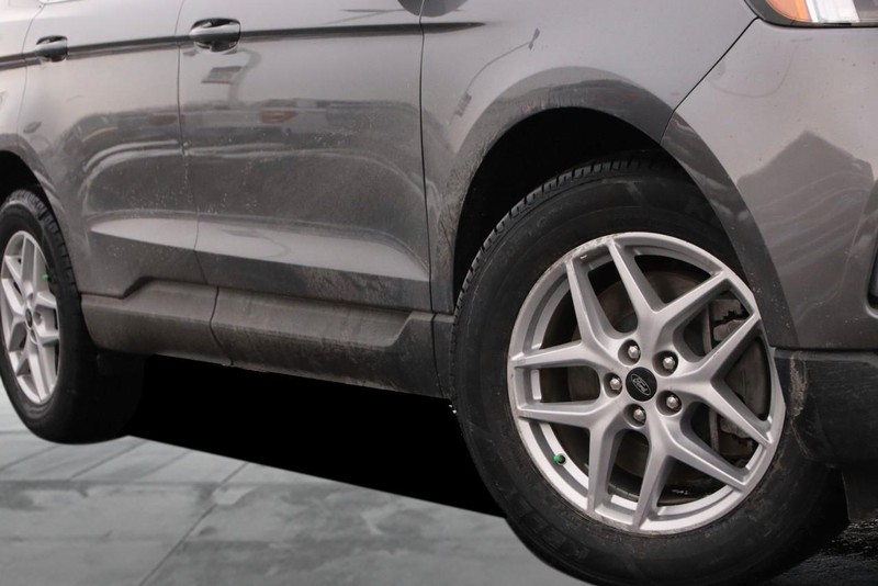 Ford Edge Vehicle Image 03