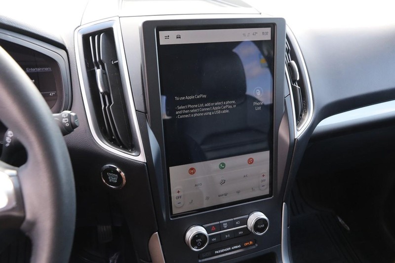 Ford Edge Vehicle Image 15