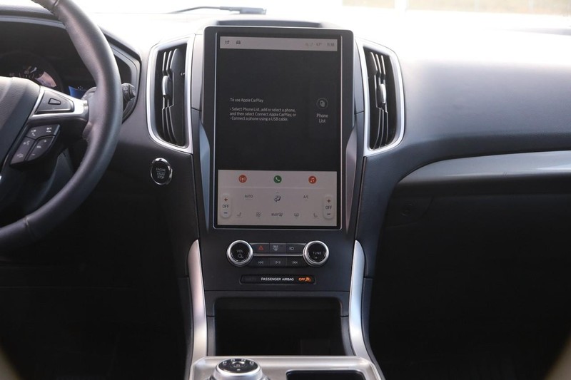 Ford Edge Vehicle Image 22