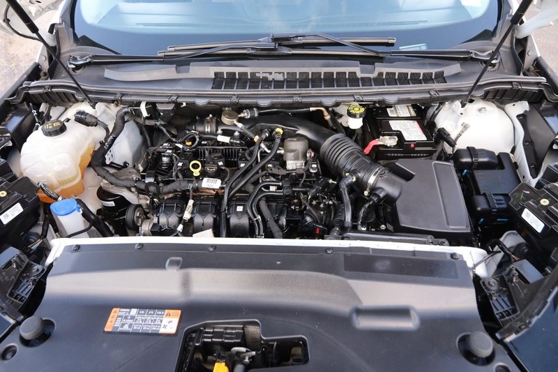 Ford Edge Vehicle Image 25