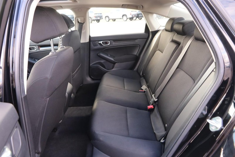 Honda Civic Sedan Vehicle Image 10