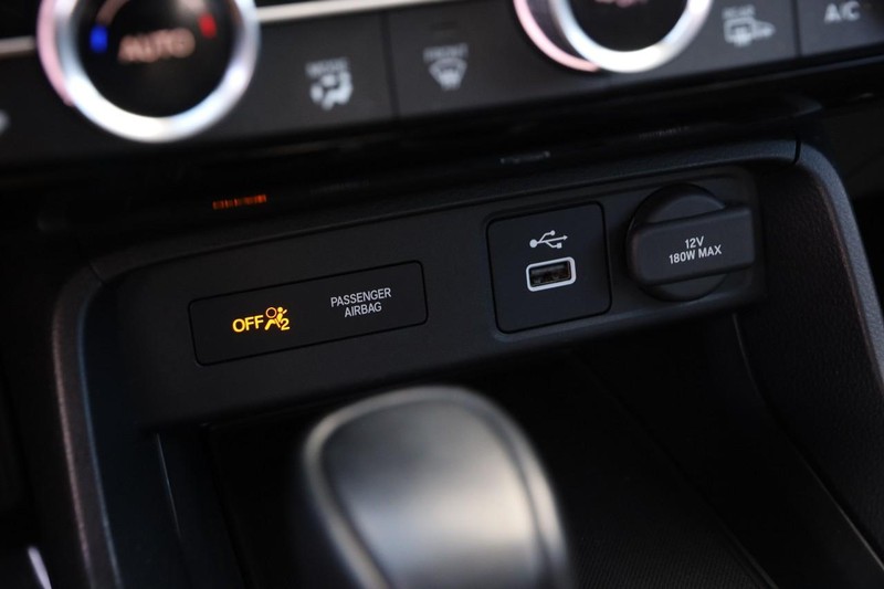 Honda Civic Sedan Vehicle Image 17