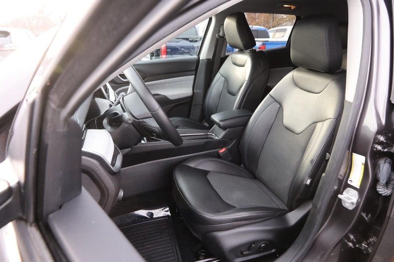 Jeep Compass Vehicle Image 08