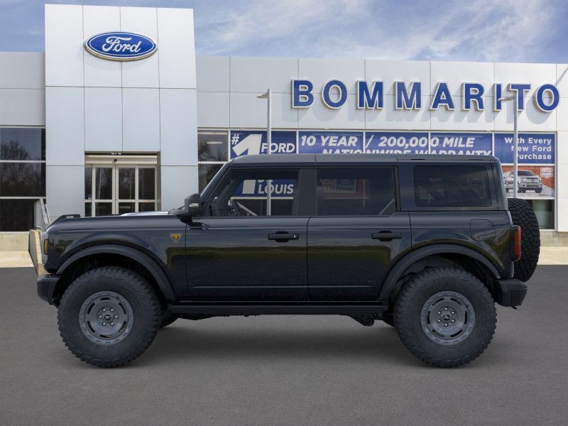Ford Bronco Vehicle Image 03