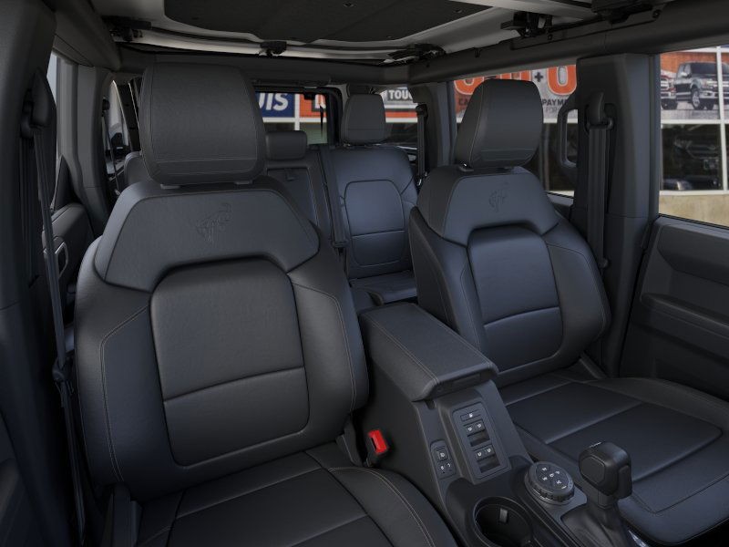Ford Bronco Vehicle Image 10
