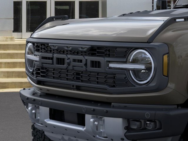 Ford Bronco Vehicle Image 19