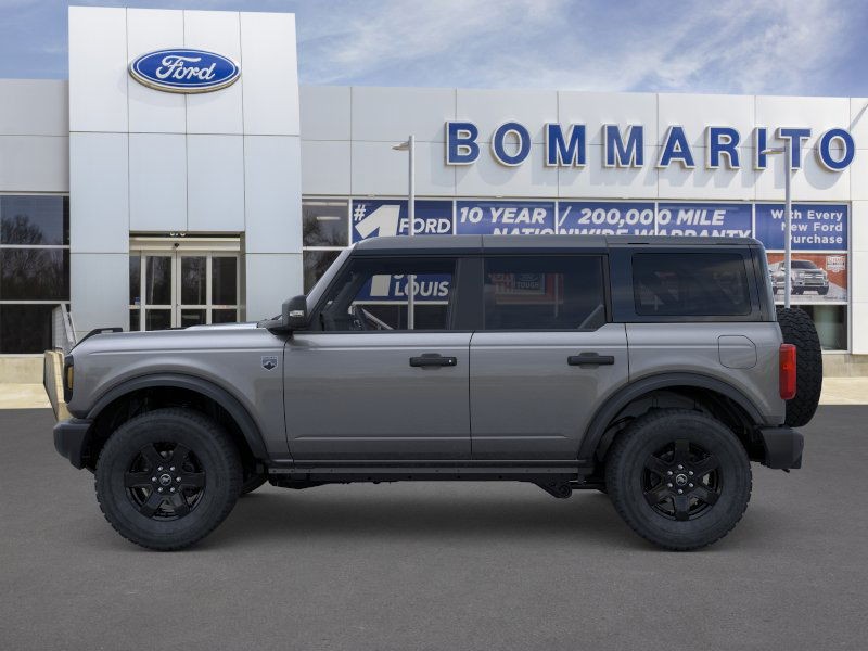 Ford Bronco Vehicle Image 03
