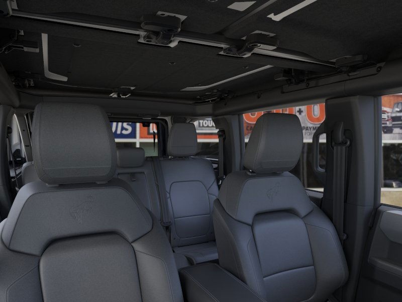 Ford Bronco Vehicle Image 12
