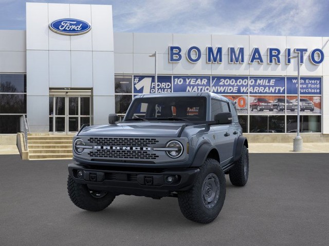 Ford Bronco Vehicle Image 02