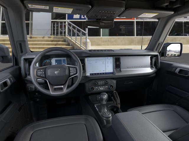 Ford Bronco Vehicle Image 09