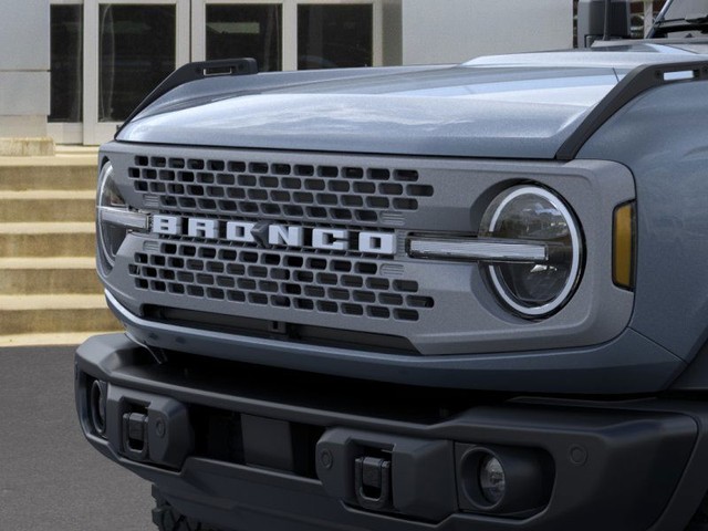 Ford Bronco Vehicle Image 19