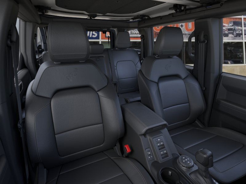 Ford Bronco Vehicle Image 10