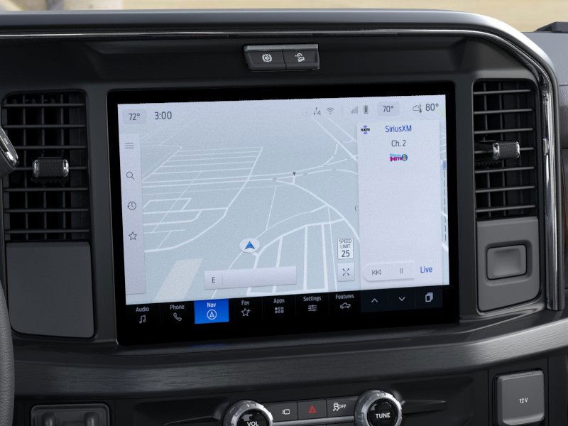 Ford Super Duty F-350 SRW Vehicle Full-screen Gallery Image 14