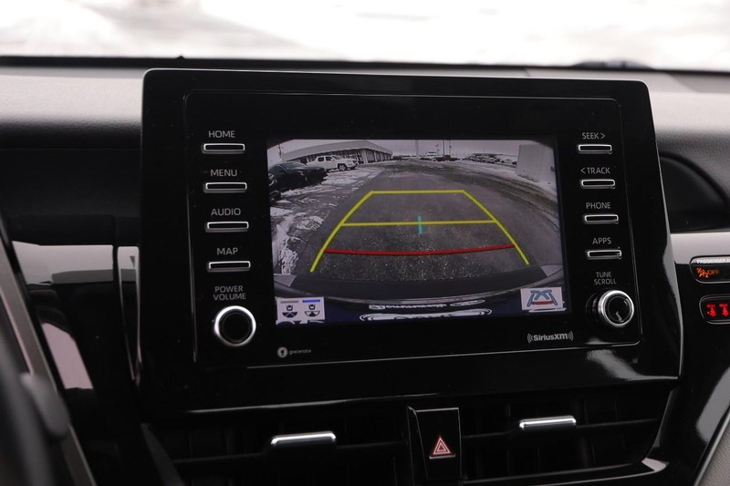 Toyota Camry Vehicle Image 17