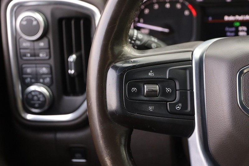 GMC Sierra 1500 Vehicle Image 11