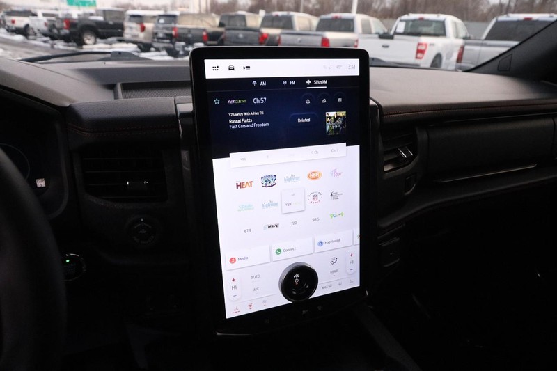 Ford Expedition Vehicle Image 19